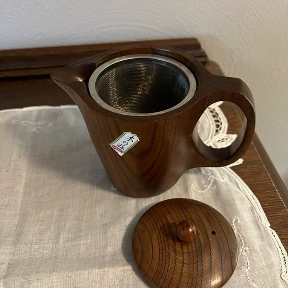 Japanese Kyusu Wooden Teapot - Picture 5 of 6